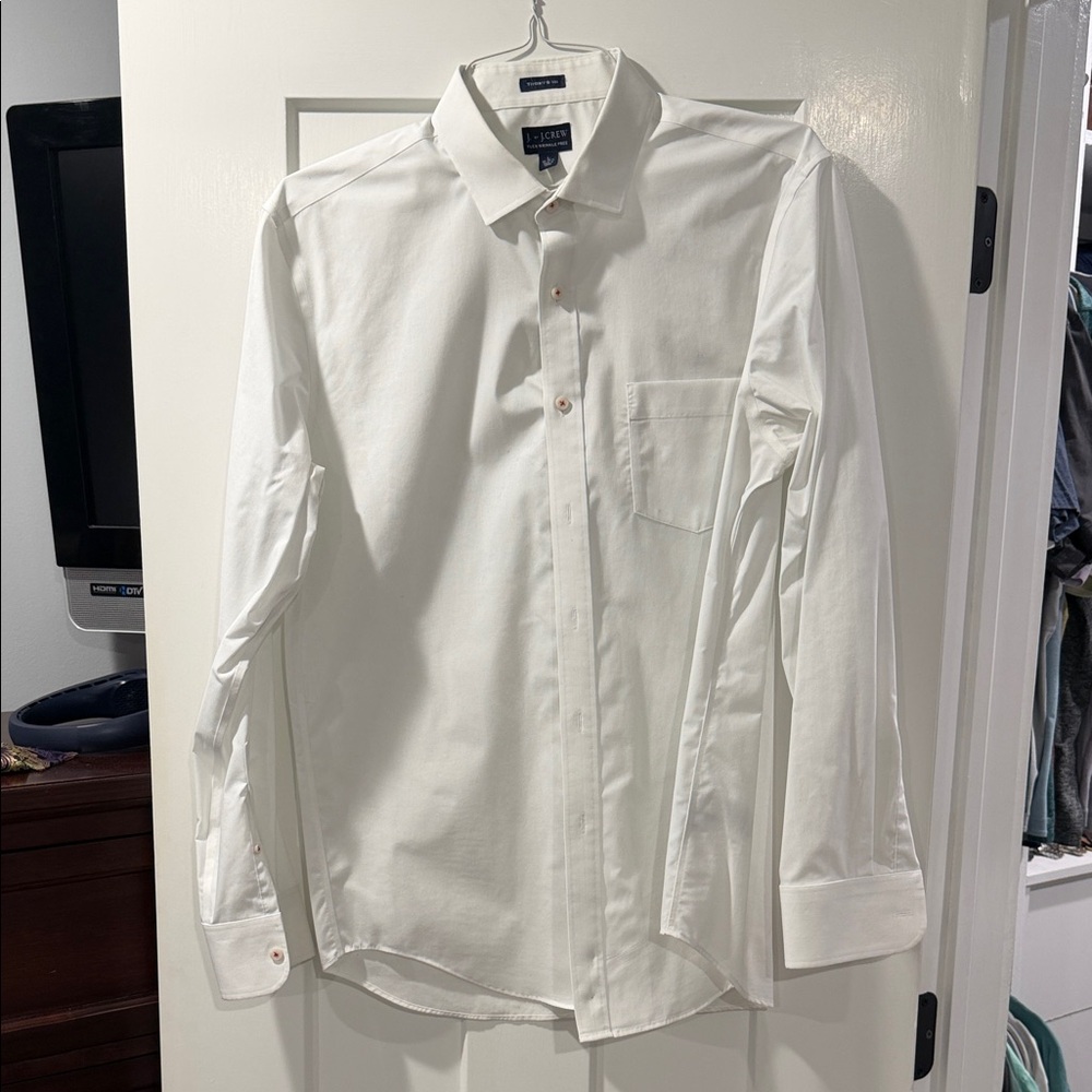 Van Heusen White Long-Sleeve Dress Shirt with Point Collar